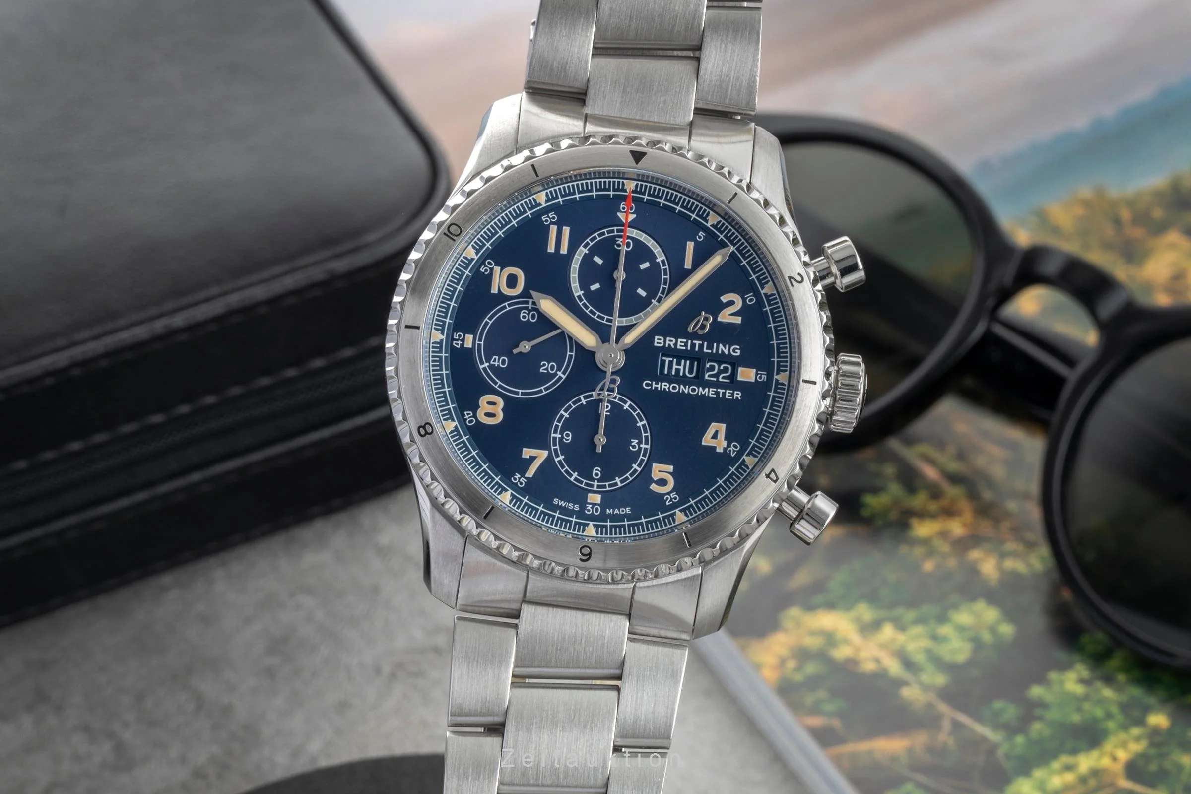 Breitling Aviator 8